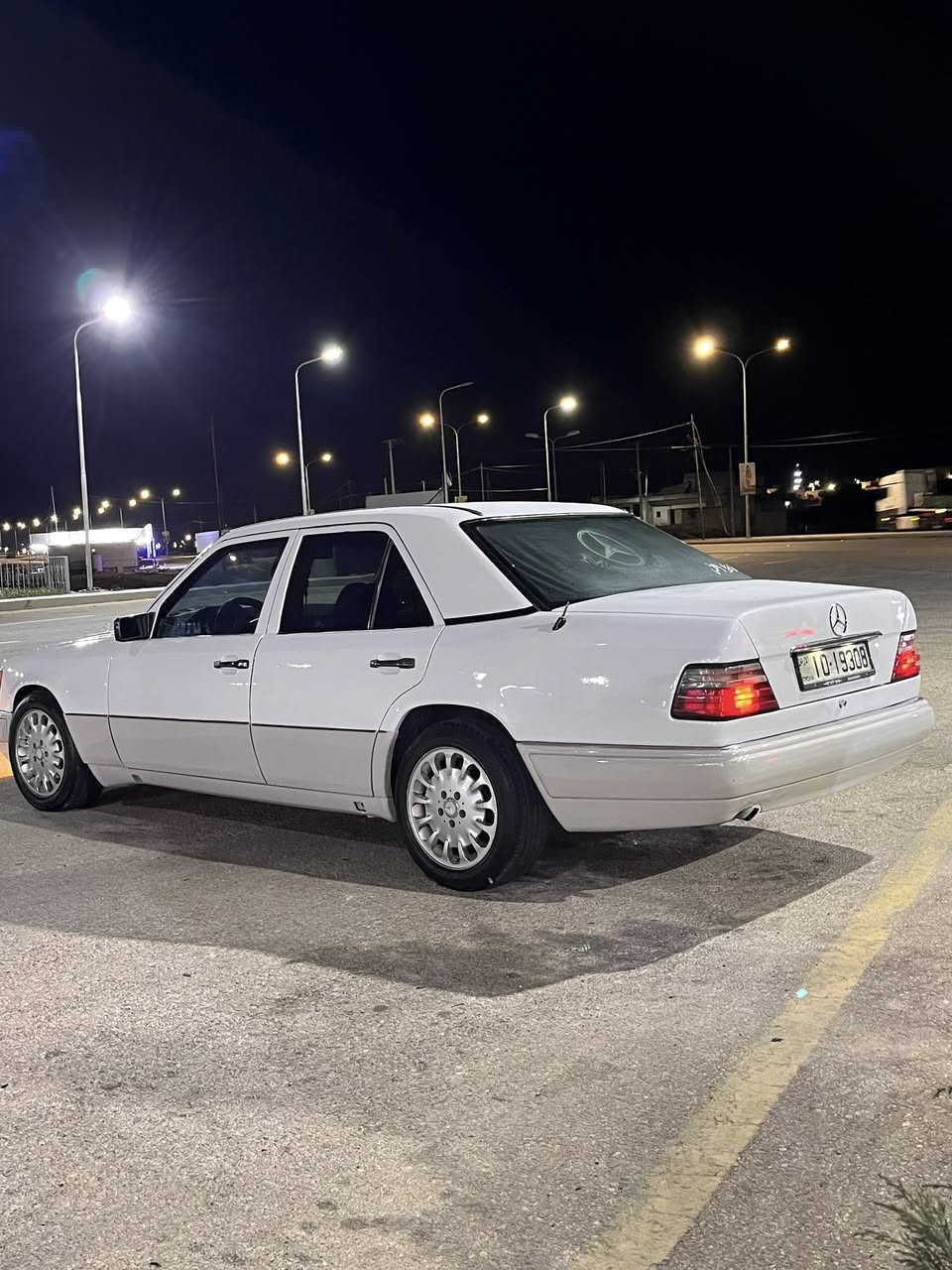 مرسيدس بطة نخب ول موديل 94 اصلي بحالة الشركة
فل كامل حبه نادره 🤯
فحصه جيدات و قصعات باعتبار فحص كامل 
ماتور 2000 قرش ونص اصلي وكااااااااااالة ✈️✈️✈️
قير اتوماتيك قرش ونص وكااااااااااالة
فتحة بسقف 
كراسي مدفيه 
مكيف حامي بارد 100/100🔥🔥🔥❄️❄️❄️
غرفة الشركة وكااااااااااالة 
سنتر لوك الشركة 
جنط الشركة وكااااااااااالة 
كوشوك وكاااااااااااااااااالة 
مرخصة سنة 
دهان 100/100 وكاااااااااااااااالة 
مكنيك وكااااااااااااااااااالة مش بحاجة إلى اي صيانة 
مشيه الشركة ولا طقه ✈️✈️✈️✈️✈️✈️✈️✈️
عبارة عن قنبله على الطريق 🚀🚀🚀🚀🚀🚀
السيارة من حض القناااا الله يبارك الصاحب النصيب 
الموقع المفرق مغير السرحان 
إلاتصال. 0772129772. اليقدر النضيف يرن واهلا وسهلا


**إذا كنت صاحب هذا الإعلان وتريد حذفه لأي سبب، رجاءا أرسل رسالة إلى الدعم الفني**