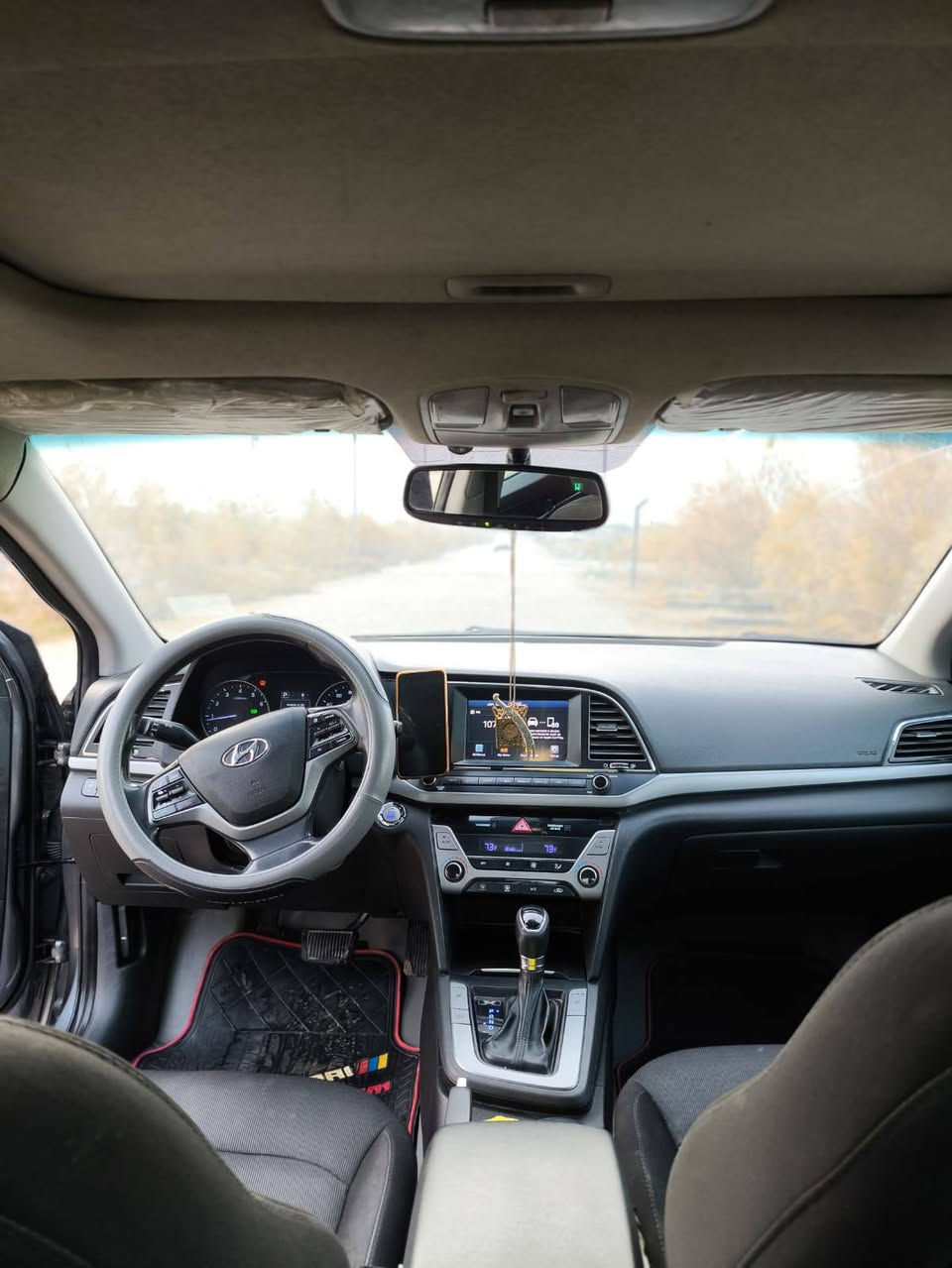 السلام عليكم النترا موديل 2018مكينه2000دوش گيرATفول مواصفات السعر 120
الرقم:***********
