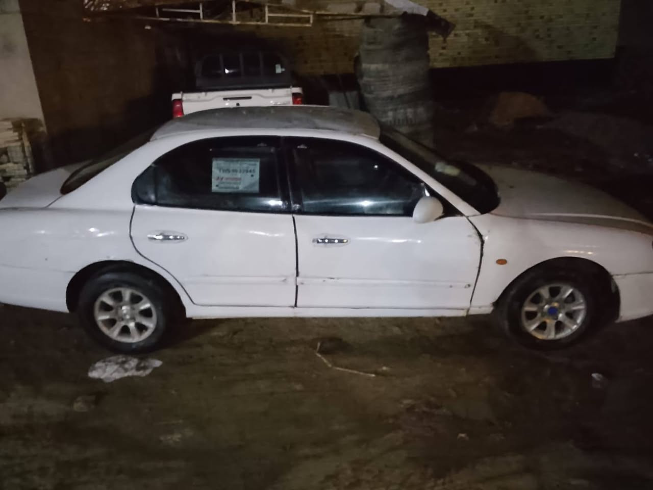 السلام عليكم  بسبب الوعود الكاذبه تم اعاد النشر سوناتا 2001 كير محرك مكفول سنويه 28 سياره بسمي تحويل ثاني يوم تخم تاير جديد كهربايتها كلها شغاله قفلها 30مكاني ابو غريب رقم ***********
