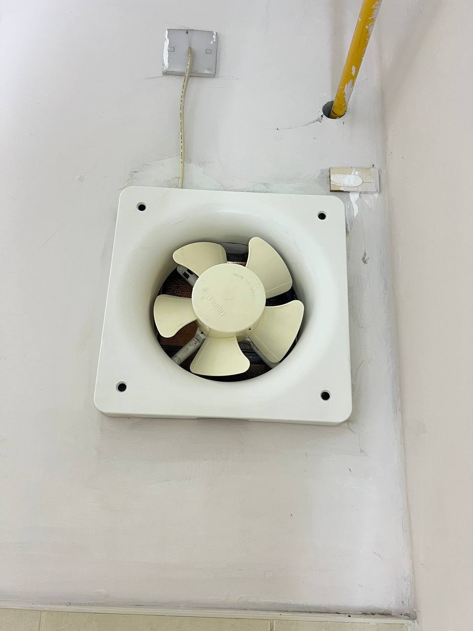 تم و بفضل لله.. تم تنضيف وتعطير شقه الاخ الراقي ( أبو حسين المحترم ) #بلوكA6 عماره 608 مساحه 140 متر .. مدة العمل 10 ساعات  امنياتنا و دعواتنا للاخ أبو حسين ان يجد الخير و السعاده في سكنه الجديد .. تحياتي لكم الاستفسار مراسله الصفحه او اتصل على الارقم📞 ***********
