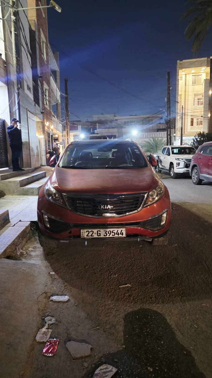 سبورتج 2013 فول مواصفات ماعدى البصمه بانوراما بيها شبر بارد بسمي رقمها اربيل الاتصال *********** مكانها بغداد المنصور
