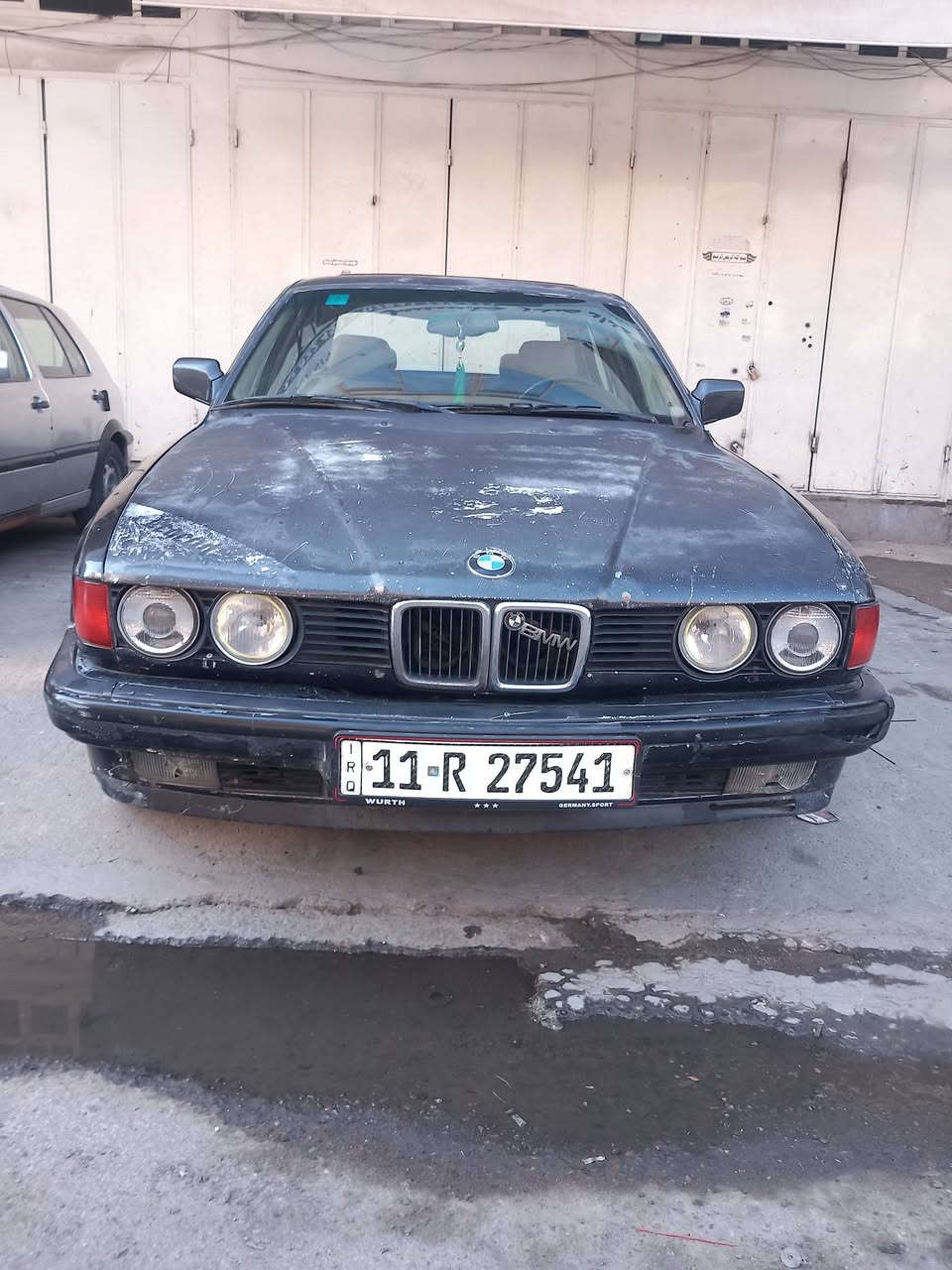 السلام عليكم للبيع بيم موديل ٩٢حجم٧٣٥سياره بلااديه عايزهه صبغ فول كهرباء السعر٥٠ وبيهه مجال بسيط رقم الهاتف***********بي واتساب ومازنجر المكان جسرديالى القديم العريفيه رقم بغداد انكليزي تبريدشغال لكمبرسرعطل تجي وتدلل
