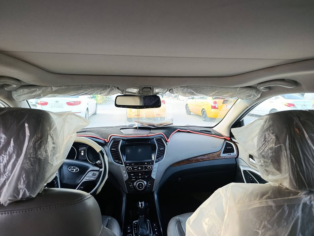 هيونداي سنتافي  امريكي
فوول 1/1 
موديل♦️ 2018
بأسمي مشروع وطني 
سنويه وهزه جديده
حجم محرك 4سلندر 2000 تيربو
_كامرة 360 درجة  بلاد 
- حساسات خلفيه + حساسات  امامي 
_يدات نيكل
_كشنات جلد بلادي 
_بصمه تشغيل +بصمه ابواب + صندوق  
_كشنات كهرباء عدد 2 
_ 5 راكب 
_قمارة بانوراما  
_بردات  جانبية للجهة الخلفية  
_حاكيه +بلوتوث  
_ويل حجم ١٩ 
-كراسي الاماميه تدفئه تبريد 
-كراسي خلفية تدفئة 
- نظام تزحلق يو بي اس  
- نظام نزول منحدرات  
-تبريد 3قطع منفصل التحكم
 فورويل دفع رباعي
-نظام مانع انزلاق
-انظمة القياده 1عادي 2ايكو 3سبورت 
- نظام رادار النقطه العمياء 
- مري قلاب عند الرجوع الى الخلف
-داخل جلد
-تدفئه  كشنات +تبريد
-تحكم كشنات جهتين كهرباء فول
- حساسات خلفيه مع كامره  دوارة HD
-ويل كب 19 
-حساس انخفاض التاير مع التنبيه
-شاشه قرأة العطلات بدشبول
- تحكم ستيرن فول 4 جهات
-جنطه كهرباء شفط بصمه و لمس 
-مدخل USB مع اوكس
-نظام بلوتوث مع حاكيه عند الاتصال
 محافظه واسط الكوت 
للاتصال ***********
