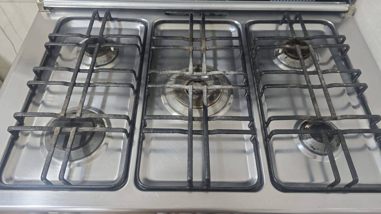 سلام عليكم طباخ 5عيون نضيف كلش سعره 350(***********
