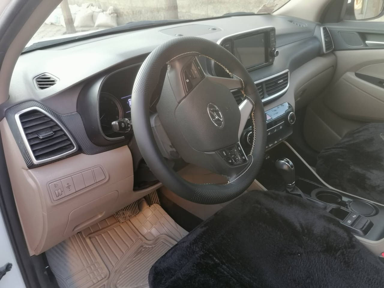 هۆندای تۆکسۆن 2020 خلیجی، کۆری ئەسڵی، پانۆڕاما ، 85000 ڕۆیشتووە ، ڕقم سلێمانی ،  بەسمە ،کوشن جڵد ، دوو کوشن کارەبایی ، کامێرای دواوە ، حەساسی پێش و پاش ، شاشە ئایپاد بلادی ، دیاریکردنی خێرایی ، جام کارەبایی ، تەبرید مەرکەزی ، ئیکۆ تحدید ، سێ مۆدی لێخوڕین ، شحن موبایل وایەرلێس ، قەبارەی تایە 18 ، بلاجکتۆر ، لایت لید ، ئاوێنەی لیدو دەخەوێ ، دەسک لید.
لەسفرەوە لای خۆمە یەک دەستە ، بێ بۆیاخ ، بێ ساردی ،تەنها سێ چاڵی زۆر بچوکی هەیە لەسەر دەرگای ئەویش دیارنیە زۆر لە وێنەکان دیاریم کردووە ، هەزەی نوێیە و سەنەوی بەسەرچووە ، گێڕو مەکینە و تحویل و بەناوکردن بەشەرت ،
سعر 220$ مجال
☎️ژ.م ***********
#newyear
#fbreelsfypシ゚viralfbreelsfypシ゚viral2025 #viralsreelsシ #fbreelsfypシ゚viralfbreelsfypシ゚viral #fbreels2025ツ #fbreelsfypシ゚viralvideo #fbreelsfypシ゚viralシ #reelschallengereelschallenge #viralreelschallenge2025viralreelschallengejaiviralreelschallengeviralreelschallenge  #reelsvideoシ #reelschallengereelschallengereelschallengereelschallenge #virals #reelschallenge #viralshorts #tranding #viralreelschallenge #fbreels #trandingreels #जय 🕉️ #jaimatadi #durgapuja #durga #matarani #mata #mahakali #mahakal #devotion #devotional #harharmahadevॐ #harharmahadev #mahadev
