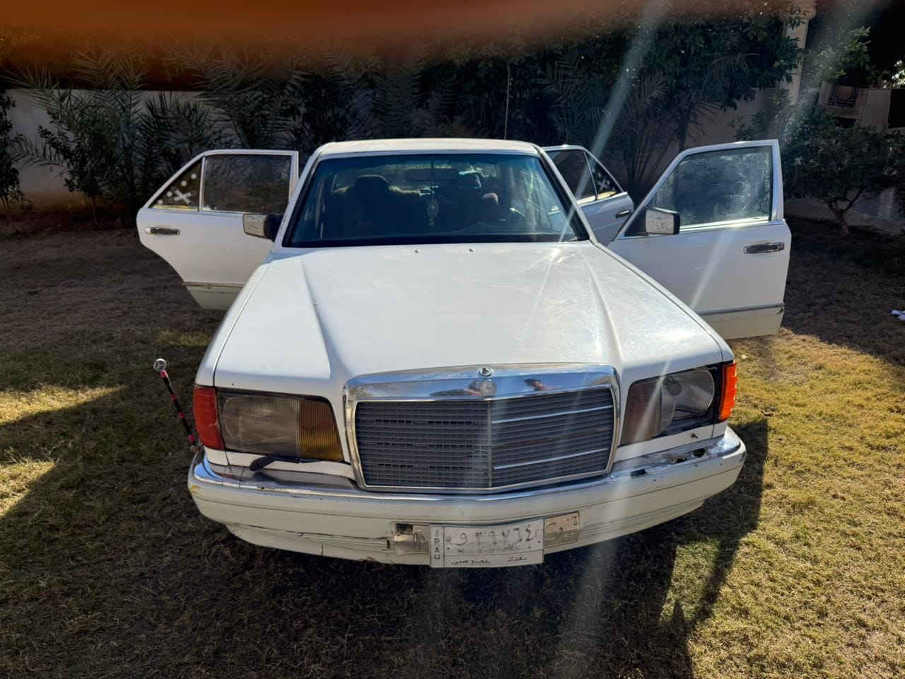 سلام عليكم سياره مارسدس رئسي للبيع موديل 86 بغداد بأسمي مكاني بعقوبه ديالى سعر 33 وبيها مجال هذا رقمي ***********
