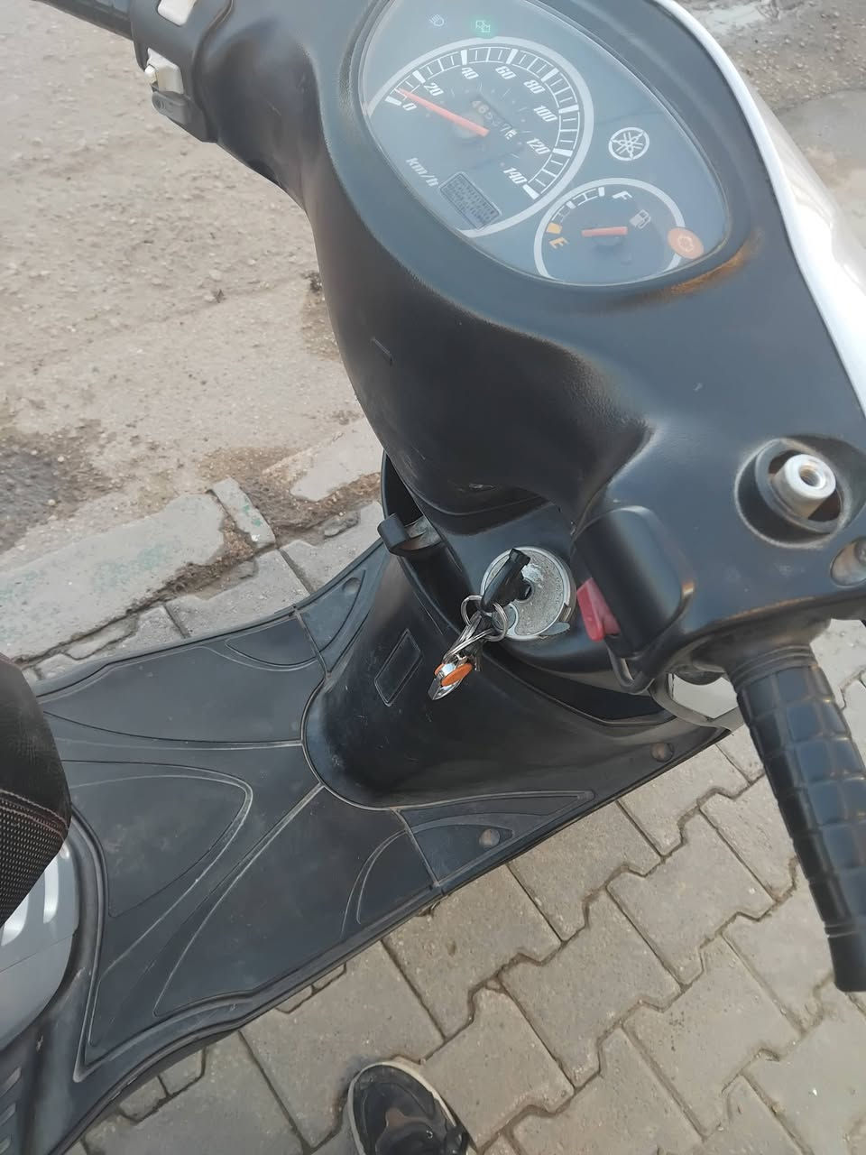 السلام عليكم دراجه اكزز للبيع مال حاويه السعر ١٣٥٠ بيها مجال بصيط للتصال *********** كربلاء
