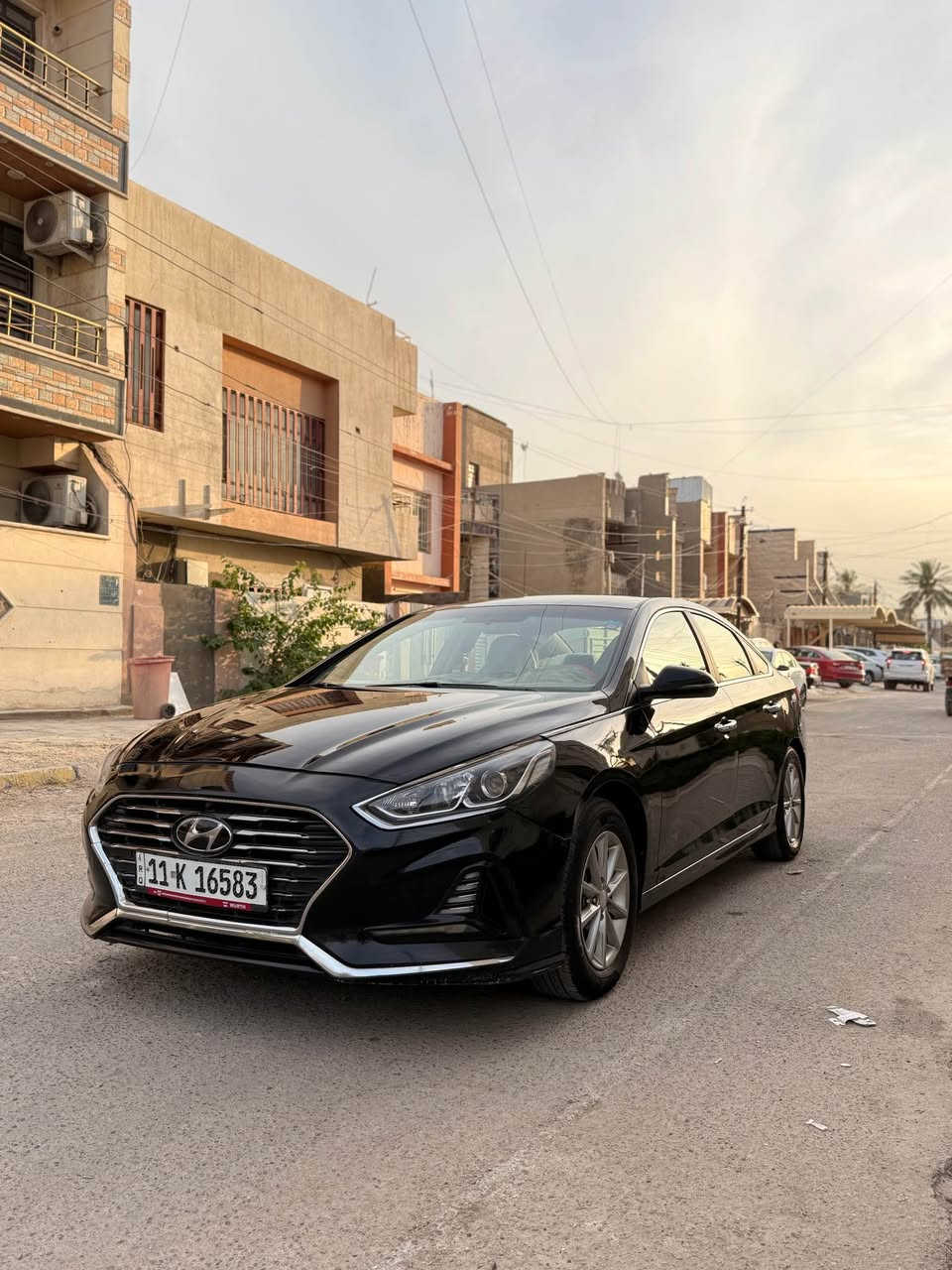 السلام عليكم حبايب 
هونداي سوناتا 
موديل 2018 
ماشيه 87 mil
جديده لوك 
بيها 3 قطع موضحه بالسونار 
السعر 140 ورقه وبيها مجال شي بسيط حك الجيه 
العنوان بغداد - الامين الثانيه 
للتواصل: *********** بغداد, العراق
