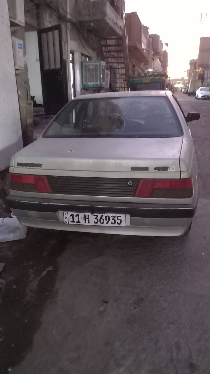 سلام عليكم عندي بيجو روى ٢٠٠٧ بأسمي ابلاديه مكان السياره بغداد شارع حيفا قرب نادي السعر ٣٥ ورقه هاتف ***********
