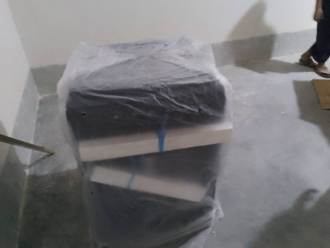 طباخ جديد درجة اولى للبيع وبسعر مناسب للاستفسار الاتصال على الرقم ***********
