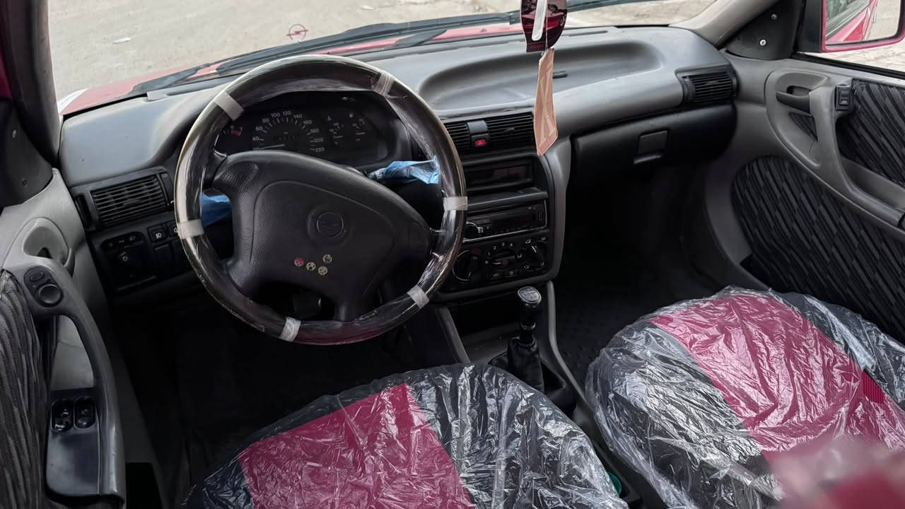 استرا موديل 1994 وارد يابان حجم المكينه 18 تبريد بلادي مشروع وطني دفتر بانزين تخم تاير صدر جديد سيارة جاهزه مكاني كركوك شراي اتصل *********** سعر 37 وبيها مجال
