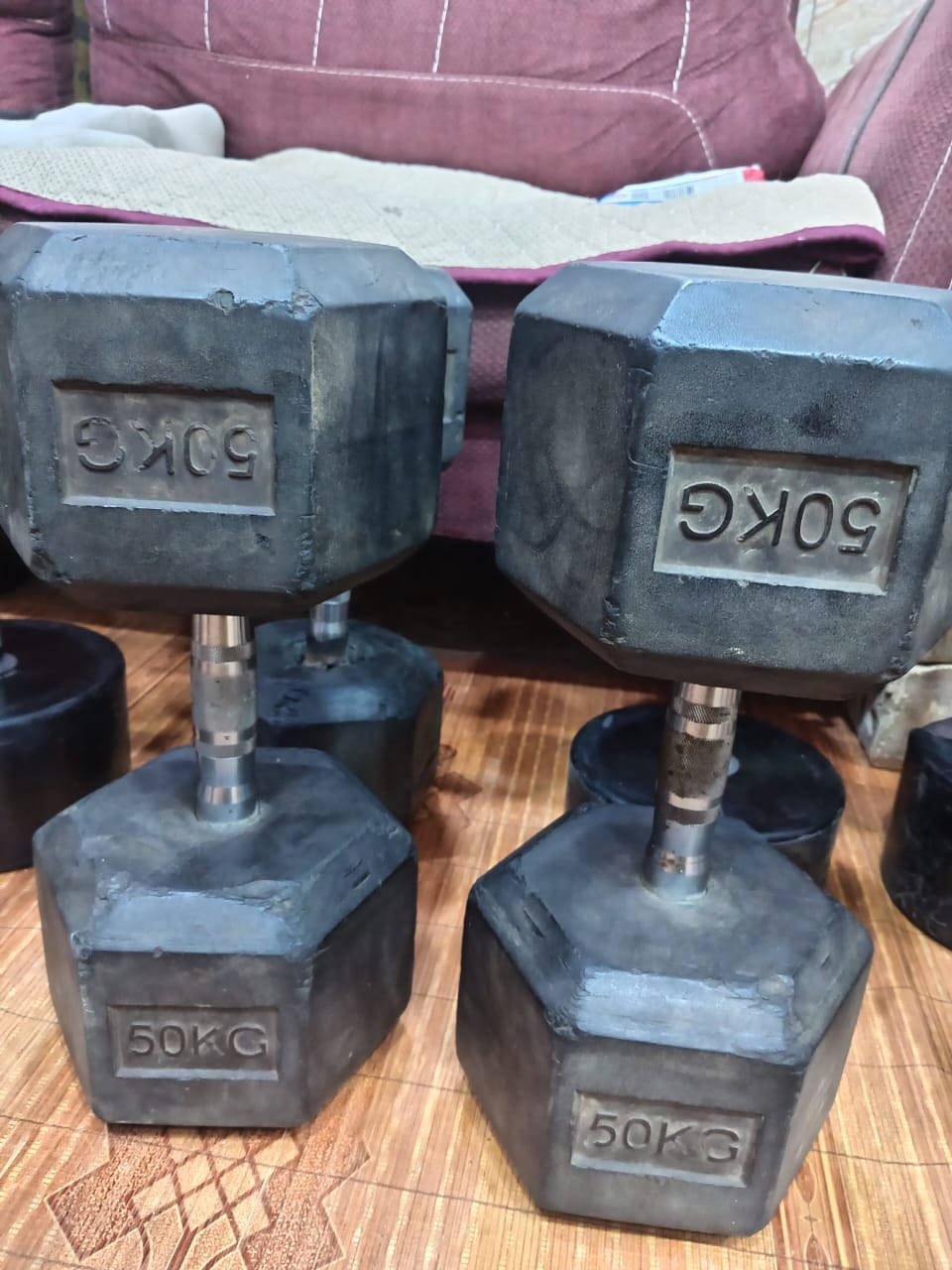 دمبلاصات امريكي
زوجين دمبلص ابو 50K سعر الزوج 130 الف
زوج دمبلص ابو 40K سعر زوج 110 الف
زوج دمبلص ابو 35K سعر زوج 100 الف
زوج دمبلص ابو 30K سعر زوج 90 الف
تك دمبلص ابو 30K سعره 50 الف
بغداد متوفر توصيل محافظات ***********
