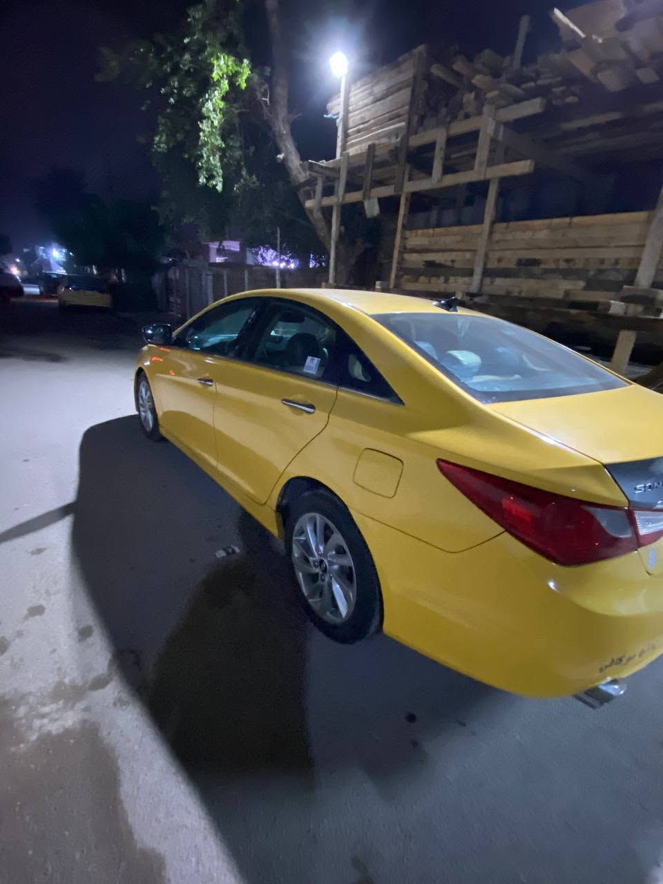 للبيع*********** سوناتا 11امريكي مضلع 2400gdiسياره كامله مكمله حادثها قبق جنطه مبدل رقم صلاح الدين انكليزي مشروع وطني#####
