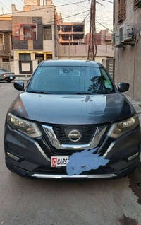 نيسان روج s ٢٠١٩ محرك 2500 دوش المرغوب رقم بغداد، سنوية 2030   السيارة...
