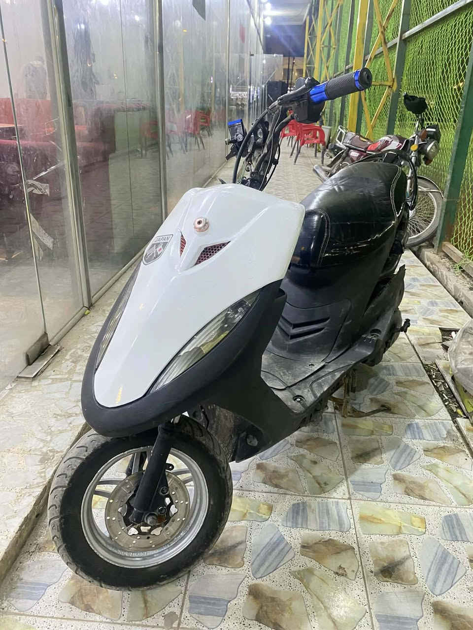 السلام عليكم 
ماكس عدله مال لعب 
مكينه 49بلاديه مامفتوحه 
شلعه ومعدل تشك الكاع السعر 400
مكاني حله لنيل القديم ***********
