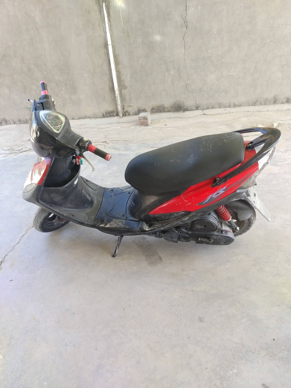 س
سلام عليكم دراجه البيع ماكس عدله بوشه 49 بلاديه ما مفتوحه نقص فقط ستنده مكان حله دبله السعر 550


**إذا كنت صاحب هذا الإعلان وتريد حذفه لأي سبب، رجاءا أرسل رسالة إلى الدعم الفني**