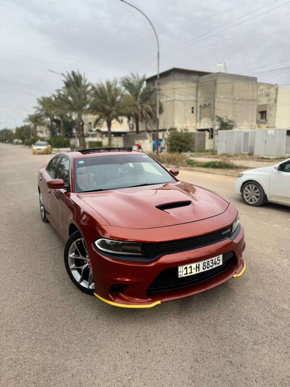 للبيع فقط اخوان 
جارجر مشمشي لون مميز داخل وخارج
2020 GT فوول مكينه 3600
خليجي هارلم ماشيه 62km
كفاله عامه عدا بارد بسيط بجاملغ الامامي
رقم بغداد انكليزي  بأسمي 
السعر 280$ وبيها مجال بسيط

عباس ‭0770 642 5373‬
