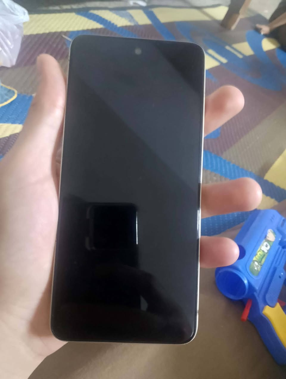 p55
ذاكره 256
الشاشه 90هرتز
نضيف 
شاحنه وكارتون ويا موجودين 
ادفع سعر عجبني ابيعك بس اذا مو شراي لاتكسر


**إذا كنت صاحب هذا الإعلان وتريد حذفه لأي سبب، رجاءا أرسل رسالة إلى الدعم الفني**