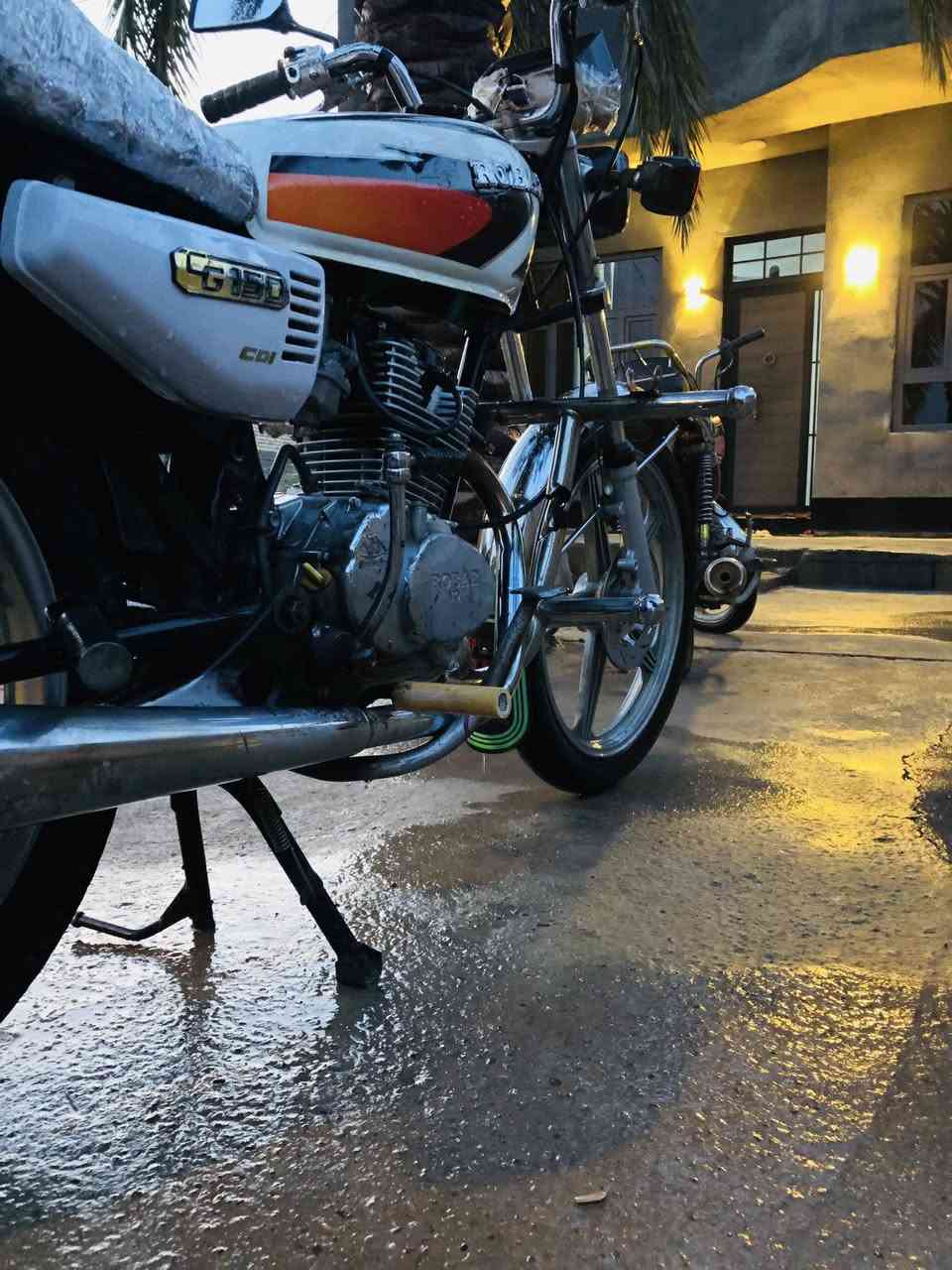 دراجه تايكر موديل 2018 بيها اوارق 5 كير كامله كله شغال سعر 300 و بيها مجال 
***********
