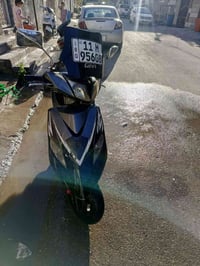 من رخصه الادمن ثعلب كابريتر 140 مرقمه باسمي تحويل ثاني يوم دراجه جديده...