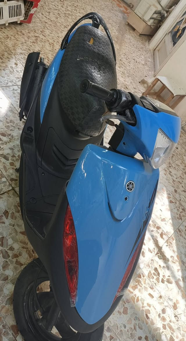دراجة ماكس عدلة
مكينة بلاديه برغي ما مفتوح بيها
كفرات تجاريه+ موجودات اصليات بيض
صالنصه اف ام رياضي
باقي تفاصيل موجوده بالصور
السعر 800 وبيها مجال 
الرقم
***********
بيه واتساب

