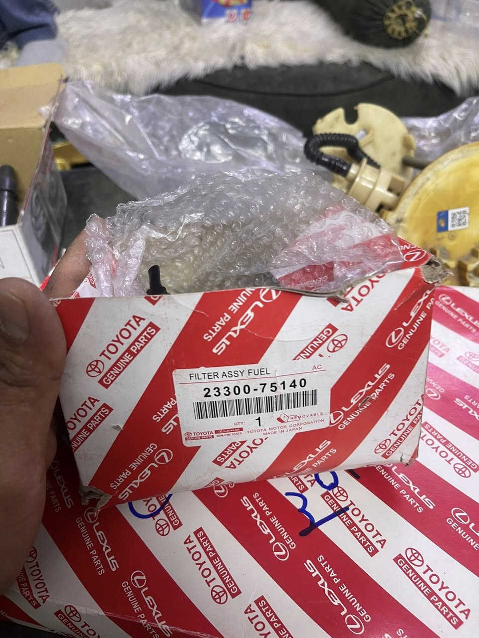 غراض هايلوكس فور ويل 
قيم بما يرضي الله واخذهن
بيهن جدد وبيهن تبديل عشوائي يعني كلهن شغلات وجدد امانه الله


**إذا كنت صاحب هذا الإعلان وتريد حذفه لأي سبب، رجاءا أرسل رسالة إلى الدعم الفني**