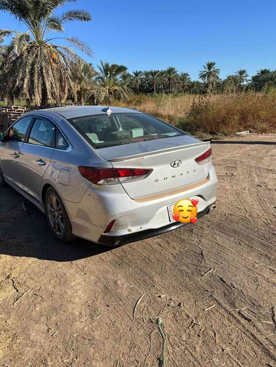 سوناتا موديل 2018 وارد امريكي حادثه جاملغ الي بصف السايق والبنيد بدون دواخل فول مواصفات من عدا الفتحه
بصمه واشاير مري وكشنات تدفئة ورادات وبيه مواصفات بعد هواي 
المكان بغداد 
السعر ١٤٥ وبيه مجال 
للاستفسار ***********
