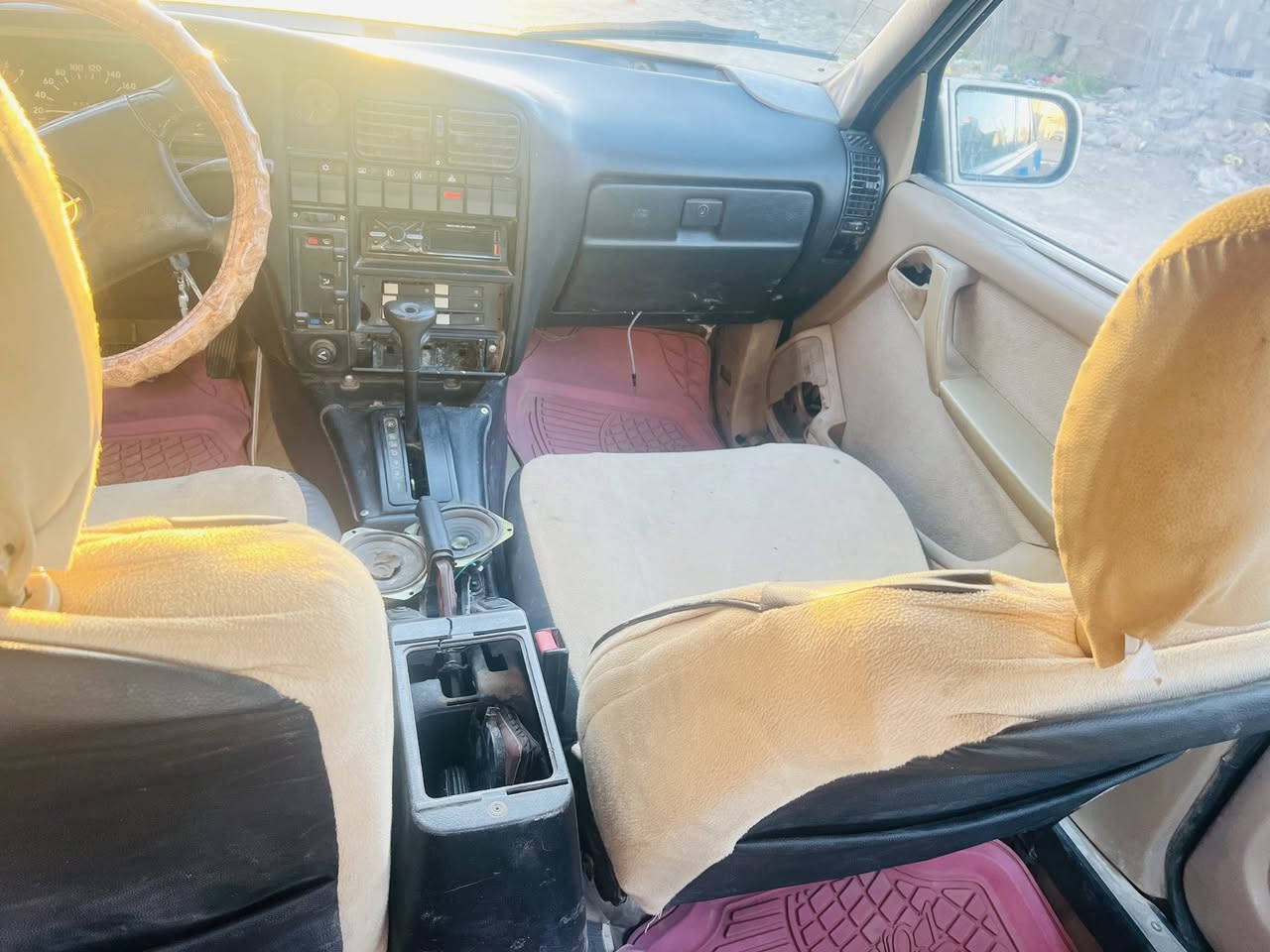 السلام وعليكم اوبل اوميكا موديل 1992 لون ذهبي رقم انكليزي سنويه لـ2027 مشروع وطني مكينه 2000 مجفته جديد تخم تاير كهربائيات شغاله كلها سياره بسمي تحويل ثاني يوم السياره بس كيرها يبوش مرات شي قليل سعرها-28 وبيها مجال شي بسيط مكاني الفلوجه

الاستفسار
***********
***********
