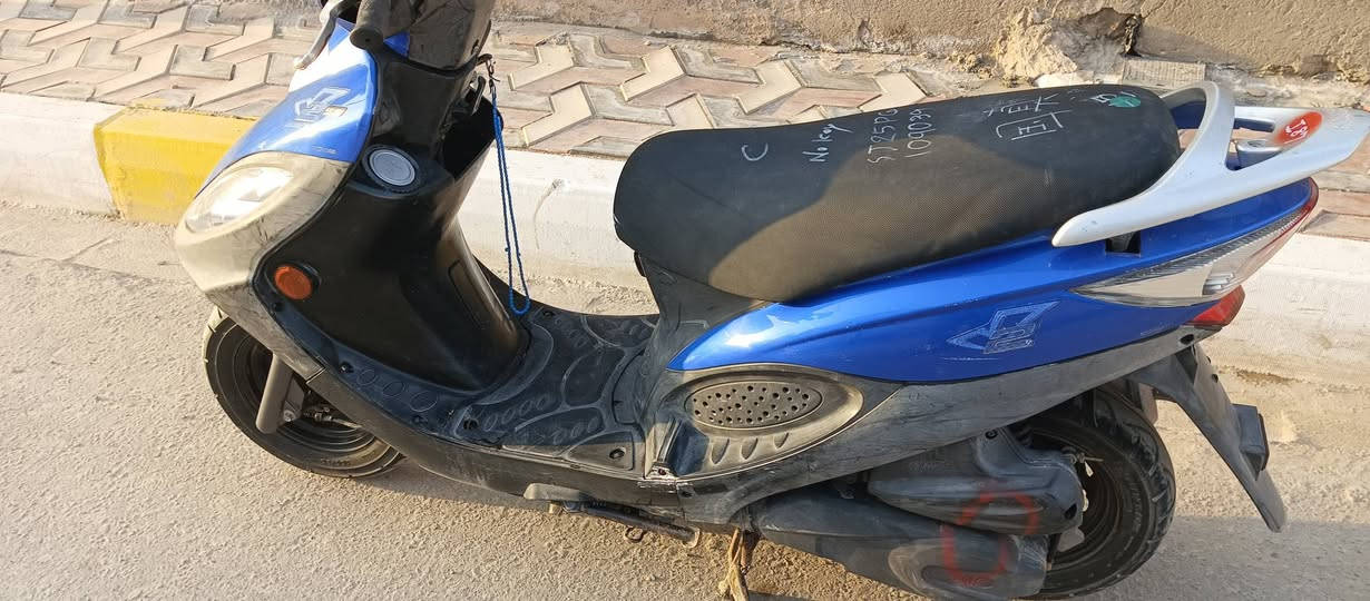 السلام عليكم كونكر للبيع موديل 14 دراجه بلاد كل شيء شغال بيها كل بلاد مكان الشطره هذا رقمي الشراي طبله خاص وبخير يدلل ***********
