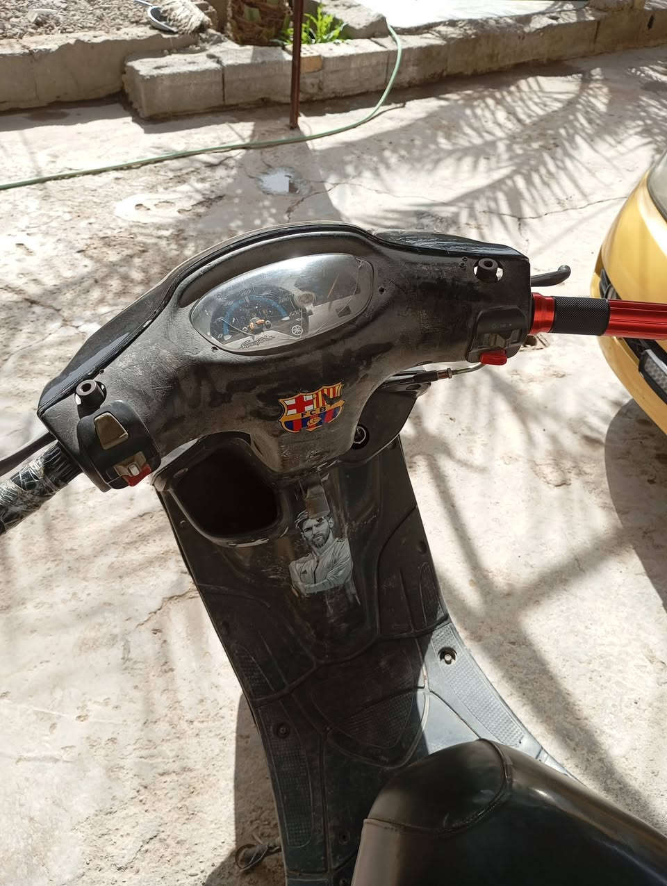 ماكس قجمه شغاله كفرات نظيفه نقصه باتري وتاير امامي السعر ١٥٠ وبيه مجال *********** مكان الشعب
