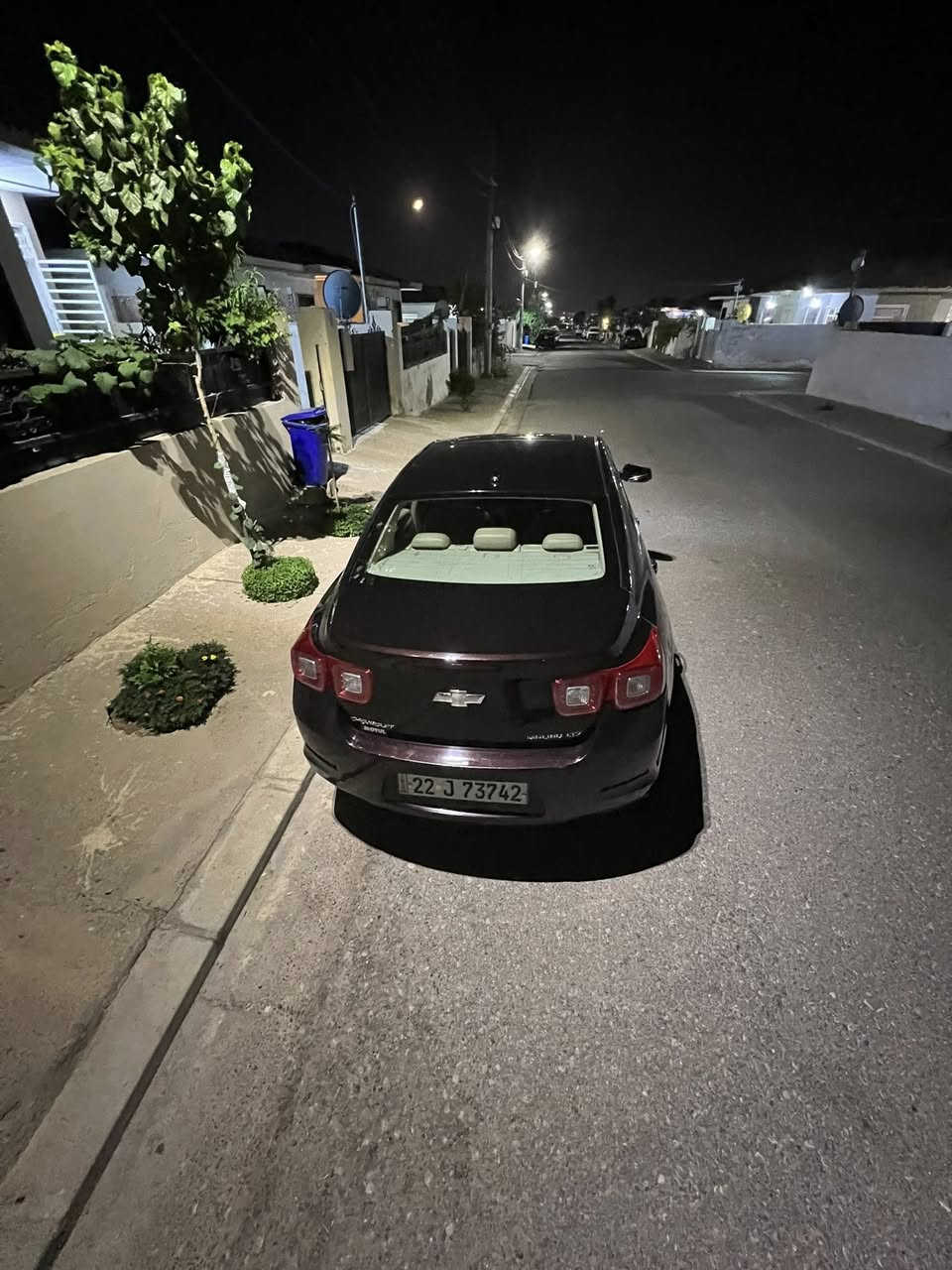 سلام عليكم
للبيع  موديل 2014
V6
LTZ خليجي وكاله منصور
ماشيه 250 الف
فول مواصفات
بيها جاملغ خلفي عكس سايق صبغ وبيها مكانات بارد
شراي يتصل *********** 
تحياتي
