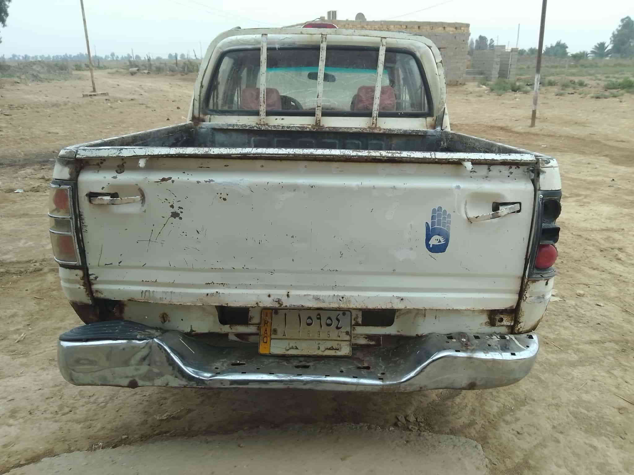 سلام عليكم فتون 13 ماندل راعيها سياره حلوه  وجاهزه كير ومكينه مكفولات شرط حداديه  تايرات جدد كهربائيات شغاله السعر 18 وبيها مجال قليل مكان السياره ناصرية الرفاعي اتصال ***********
