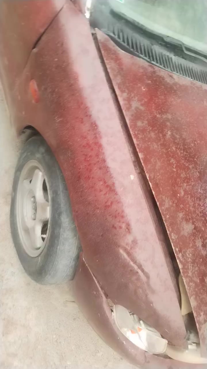 بروتون حره ب٢٠ ورقه  وبيها مجال رقم بغداد  صدامي غرامتها ١٧٠  محرك وكير كفاله بس يرادلها ترتيب شويه وصبغ للاستفسار الاتصال ***********
