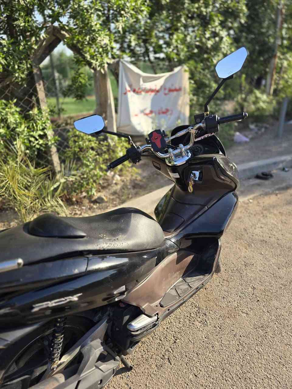 بي سي اكس pcx جيل اول ياباني مكينة 125 كفالة عامة برغي ممفتوح جيب الف فيتر وتعال افحص مو نكرة لمسة وتشتغل مكينة خرسة ناعمة شرط يمهة ومتسمع صوتها كهربائيات ولا غلطة ستان كهربائي حساس ازدحام دبلات شرط متحس ب طسة 
للبيع او مراوس فقط اكزز تريت او بريز ببغاء او اكزز Z  حديث شرط هذني زيرو رمبه رمبه رمبه اريد ماريد نطايح 
مكاني بغداد الدورة السعر خاص او واتساب 
*********** واتساب
*********** واتساب
