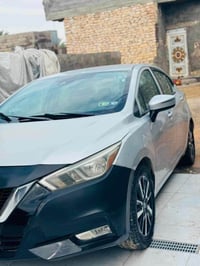 للبيع فيرسا موديل 2021 معروفه مواصفاتها ضربتها دعاميه و جاملغ معوقين ا...