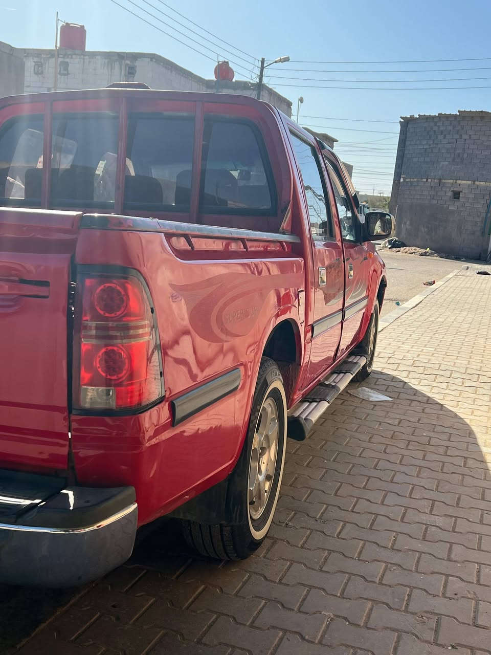 فتون 2013 محرك وان جي گير اوتوماتيك  صدر كهربائيات جاهزة من كل جانب  تخم تايرات صاعدة هزة ما عدا التبريد بس ربط رقم دولي  مشروع وطني العنوان بصرة رايدها 50 
وبيها مجال راعيها بالكوت  الاتصال ***********
