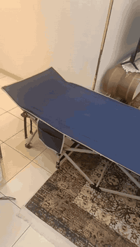 للبيع سرير متعدد الاستخدام يحمل وزن ٢٠٠ كيلو نوعيه جداا ممتازه  يتوفر منه كميه السعر 25 الف  توصيل 5 كافه المحافظات المراسلة ماسنجر او ***********
