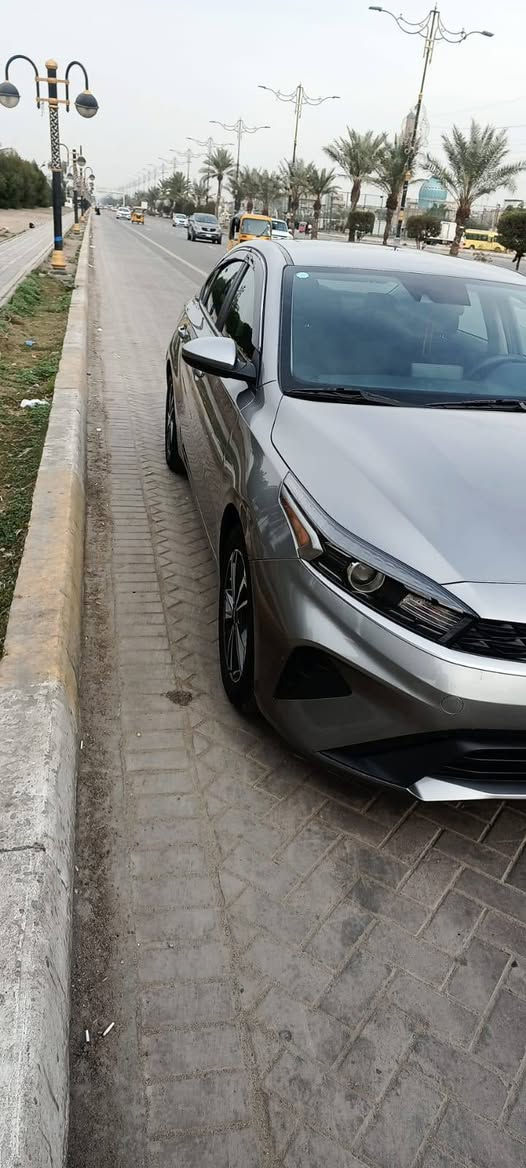 السلام عليكم
للبيع كيا فورتي موديل 2024
ماشية 20 الف مايل  فئة lx 
السيارة جديدة جداا 
سيارة بسمي مابيها نقص جاهزة 
صور الحادث بلمنشور 
صندوق مبدل وجاملغين صبغ والبدنة بدلتها رجعت بلاد ماشاء الله 
بدون ايرباك وبجم كبس كما موظح 
مكاني بغداد حي جميلة قرب علوة الطحين 
السعر 145 مجال حق الجية 
غير متواجد عالفيس مكلف بلنشر 
احمد الكوردي 
م/***********
