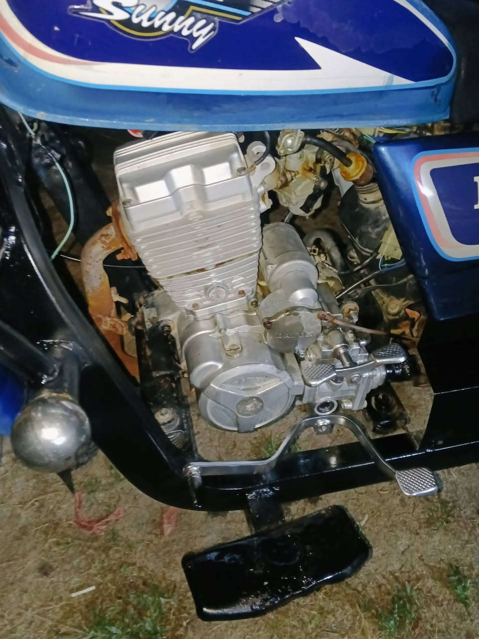 السلام عليكم ستوته دايوان للبيع 2018رقم وسنويه حلوه ونضيفه مثل ماهيه بل صوره جاهزه من كلشي مكان واسط شيخ سعد كهربائيات كلهه شغاله السعر 2100وبيهه مجال للشراي الخاص مفتوح الاتصال على هذا الرقم  ***********
