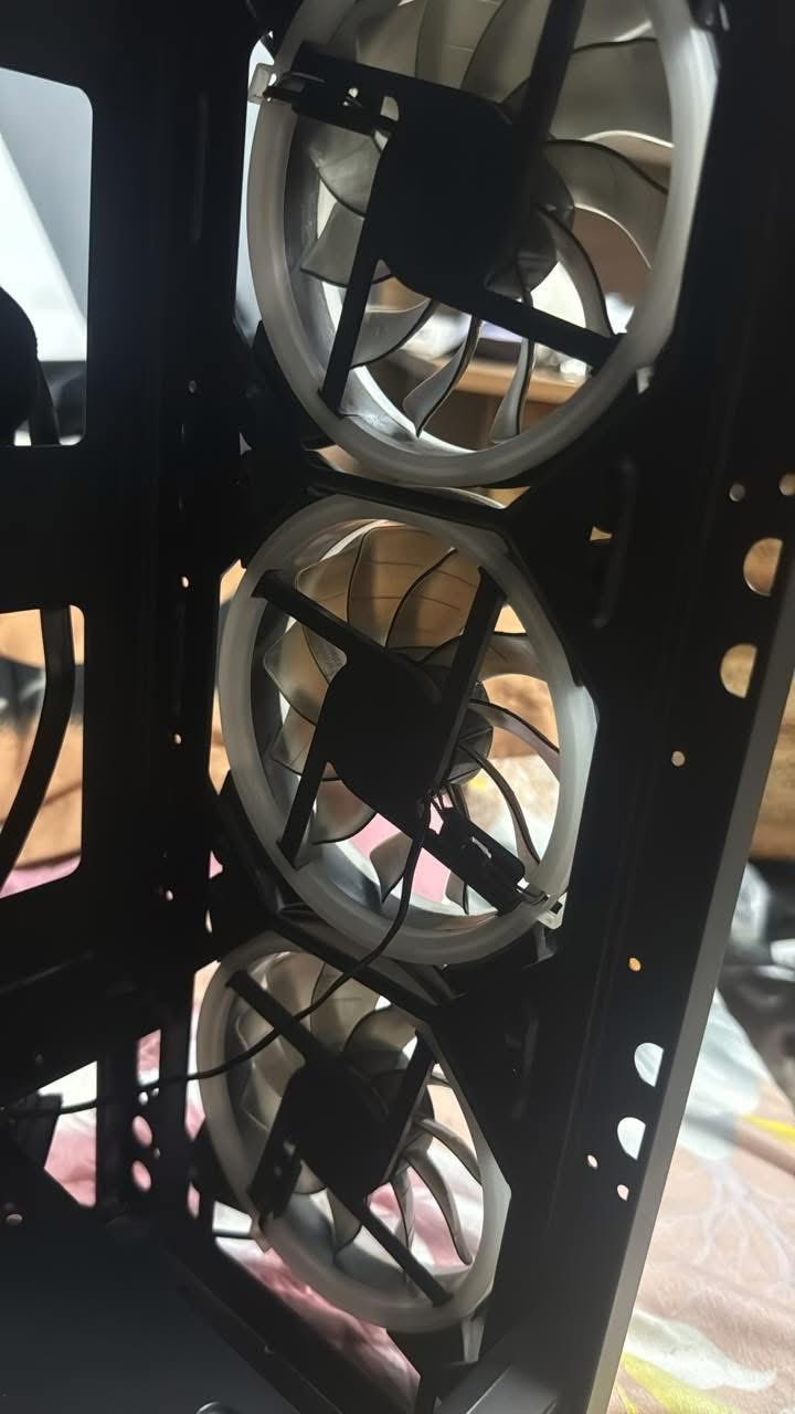 السلام عليكم 
حاسبة نظيفة بحالة ممتازة جدا للبيع
المواصفات:
Cpu: i5-10400F
Gpu: palit GTX 1050ti
MB: battle axe B560M-B pro
Ram: pioneer 8x2 3200Mhz
Storage: HDD kingston 1TB + SSD 118 GB
Psu: deep cool 500W
Cooling: intel stock air cooler
السعر:600 الف
للتواصل: ***********
