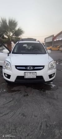 كيا سبورتج خليجي2010 مكينه 2000دوش ضربه خفيفه قبق البانزين رقم كربله ب...