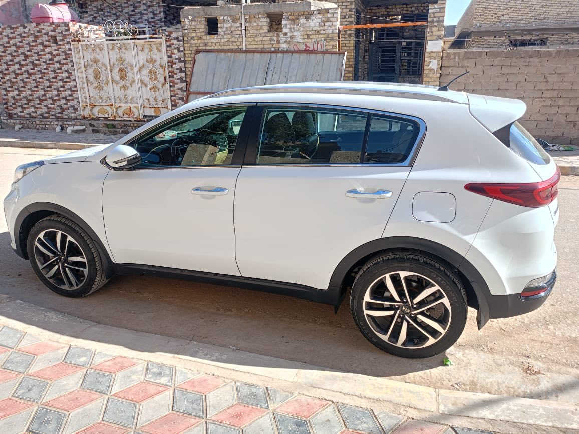 #KIAكيا سبورتج موديل 2019
 رقم قادسية بسمي 
🚙🚙🛞🛞🚙🚙
مداور ثاني يوم 
مراوس بسعر اقل
ماشية  180 الف 
السيارة على ايدي ما مفتوح برغي بيها 
بيها كد الاشبر باب الخلف
مكانها ديوانيه📍
رقم صاحبها 
***********
ادخل للبيج بي سيارات معروضه 

🟥سعر ✍️👈🔥في التعليق يتم الرد فورا🔥🫡

🟥سعر $ ✍️👈🔥 لە کۆمێنت بنوسە یەکسەر وەڵام 
دەدەیتەوە🫡
———————————
بيع السيارات :: CARS#
👆👆👆👆
لعرض. سيارتك على الصفحه مراسلتنا واتساب

#للبيع - #سيارات - #معارض  - #معرض - #سياره
