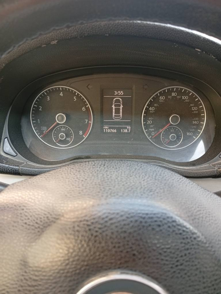 سلام عليكم فوكس والكن باصات موديل 2012  كير ومحرك بلاد شركة 5سلندر مواصفات سلايت وكشنات جلد وهيتر وكهربائي تحكم استيرن طرفين وكير شفت رياضي 5 قطع صبغ ابيع حزام رقم أربيل دولي شرط التحويل والوكالة مكان السيارة كركوك بي كود بنزين سعر 100 وبي مجال مكلف بنشر شراي خابر وتدلل *********** كركوك, العراق
