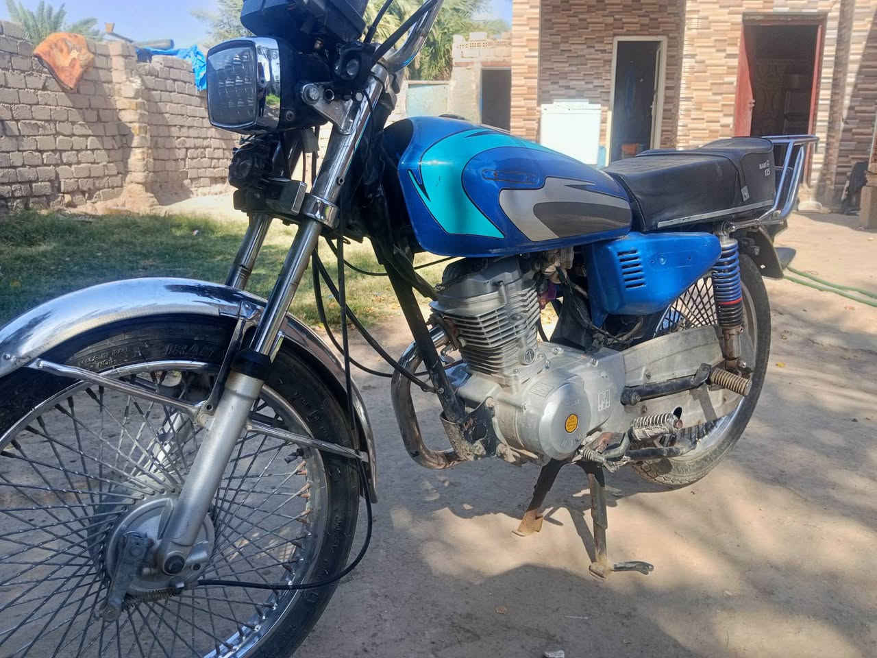 شلامجه للبيع موديل 22طالعه ب23اوراق سعر مراسلة هذا الرقم واتس اب ***********
