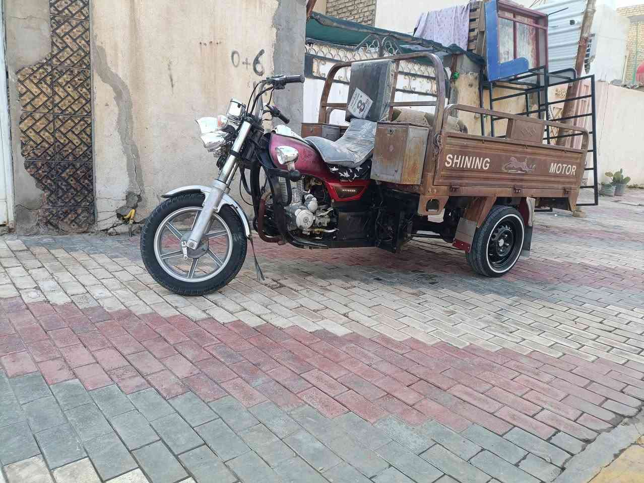 ٢٠١٣ كربلاء اوراقه بالجيس بسمي الشراي يتصل مامتواجد على النت
***********
