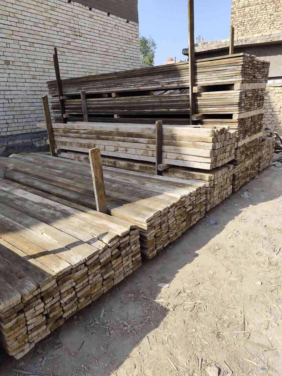 قالب خشب روسي تارس نضيف
العدد 20 مكعب.        المكان بابل 
الاستفسار على الرقم التالي ***********
