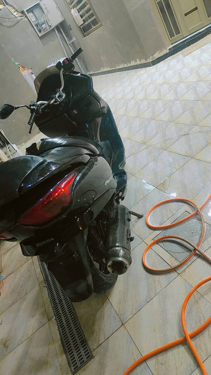 السلام عليكم دراجه فورزه 8.0 مفتوحه مره وحده عوزه باتري ودسكات 500 وبيه مجال مستعجل ع لبيعه ***********
