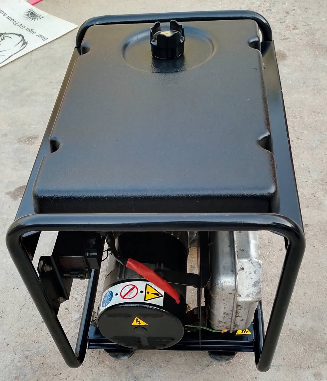 السلام عليكم مولد اقصى ياباني اصليه 4 كيفي 16 امبير نظيفه حيل ما دخله تصليح اقتصاديه بالصرف كهرباء مستقره صوتها جدا هادئ سعره 325 الهاتف ☎️ *********** بي واتساب الشراي يتصل مكاني بغداد قرب مجمع بسمايه يوجد خدمه توصيل داخل بغداد فقط
