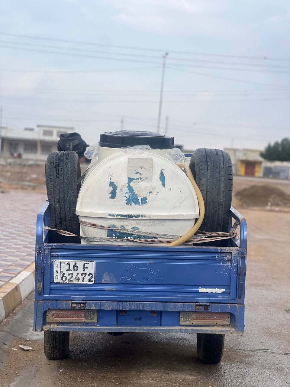 السلام عليكم 

الي يحتاج ماي اروه يتصل 
***********
