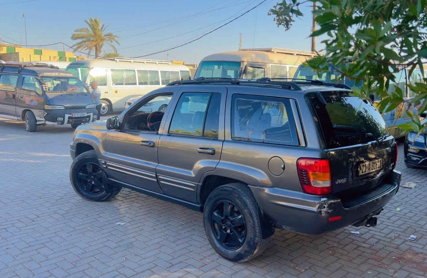 جيب شيروكي موديل٢٠٠٠  بسعر مناسب ٥٥ وبيه مجال 
السياره لمتدد فول موصفات  اعلى فئه 
صدر امامي خلفي جديد تخم تاير مال حاويه 
اربع جام كهربائي كشنات جلد ابلاد داخله محزم صاج 
كاعيه جلد دواخل نضيف بلاد جلد 
محرك ٨ اسلندر  احزام صبغ ضرر جامرلغ امامي 
رقم اسليمانيه دولي جديد 
سنويه جديده شرط التحويل
السياره بيه ملاحضات  
عنوان بغداد 
‭***********‬

